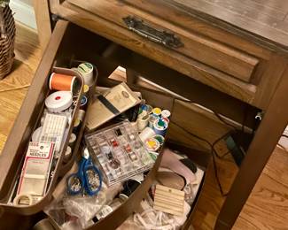 SEWING MACHINE, CABINET AND ACCESSORIES