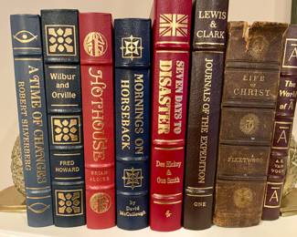 BRASS PINEAPPLE BOOKENDS, HARDBACK BOOKS