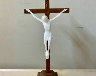 CRUCIFIX FIGURE