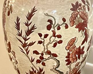 GINGER JAR LAMP ON BRASS BASE WITH BRASS FINIAL