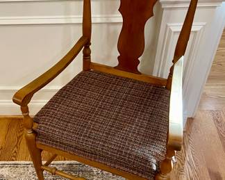 DREXEL DINGING TABLE, 8-CHAIRS, 2-LEAVES, PADS