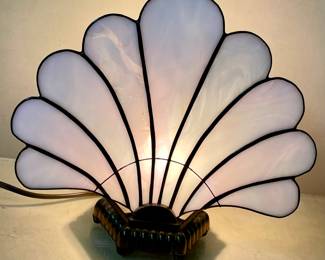 STAINED GLASS FAN/BRASS BASE LAMP