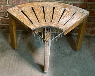 SHOWER CORNER  BENCH