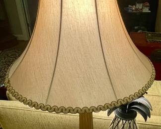 DECORATIVE BRASS LAMP