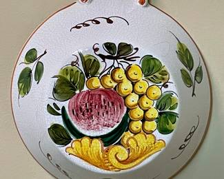 DECORATIVE POTTERY BOWL