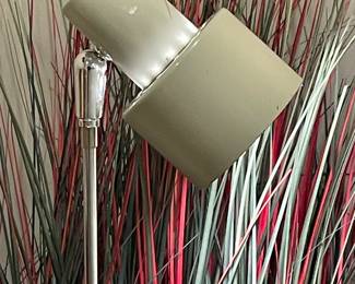 SPOT LIGHT ON ADJUSTABLE STAND