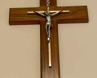 LARGE WALL CRUCIFIX