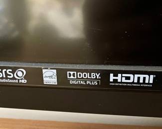 VIZIO TV WITH REMOTE