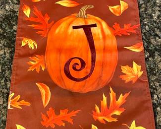  "J" PUMPKIN/LEAVES MINI GARDEN FLAG
