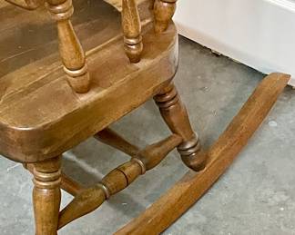 VINTAGE CHUNKY SEAT ROCKER