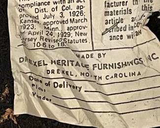 DREXEL DINGING TABLE, 8-CHAIRS, 2-LEAVES, PADS