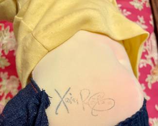 VINTAGE SIGNED CABBAGE PATCH DOLL