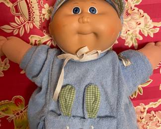 VINTAGE CABBAGE PATCH DOLL