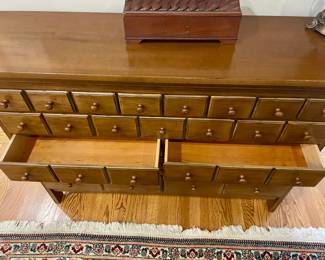 DREXEL 15-DRAWERS APOTHECARY CHEST