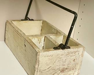 WHITE WASH CADDY WITH WROUGHT IRON HANDLE