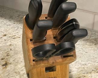 J.A. HENCKELS KNIVES/UTENSILS/BLOCK