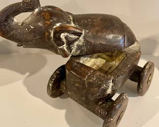 WOODEN ELEPHANT TRINKET TOY