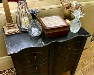 6-DRAWER BLACK, DISTRESSED CHEST BY THOMASVILLE