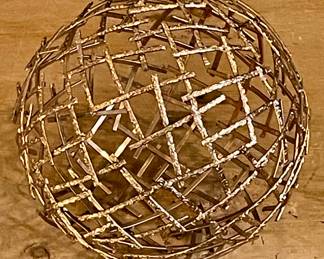 GILT ORB