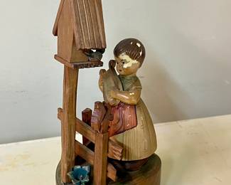 ANTIQUE ITALIAN MUSIC BOX