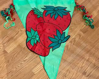 STRAWBERRY PENNANT FLAG