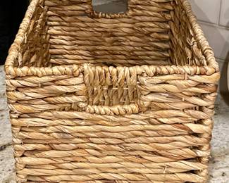 RATTAN CRATE