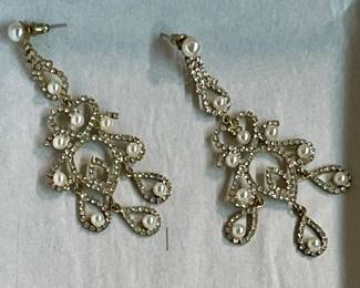 BRIDAL HEADBAND AND EARRINGS