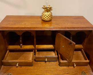 OAK SECRETARY