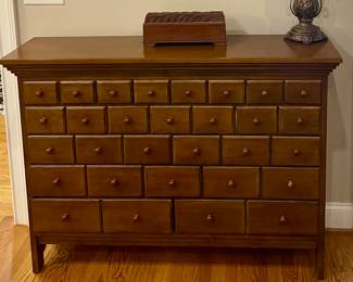 DREXEL 15-DRAWERS APOTHECARY CHEST