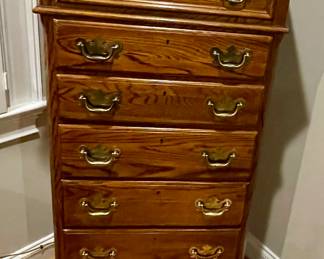 OAK LINGERIE CHEST
