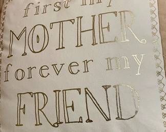 MOTHER/FRIEND PILLOW