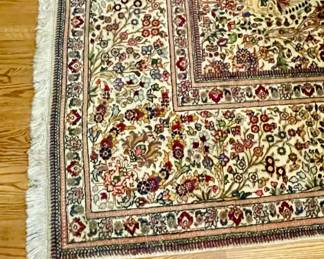 BEAUTIFUL LARGE LIVING ROOM RUG