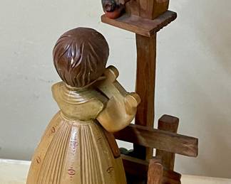 ANTIQUE ITALIAN MUSIC BOX