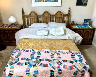 Broyhill full bedroom set, including double dresser with two mirrors, two nightstands, and full bed