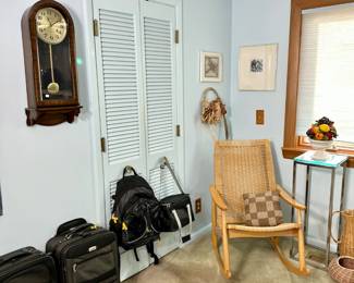 Vintage mcm rocking chair in the style of Hans Wegner Woven jute rocking chair, Atlantic rolling luggage
