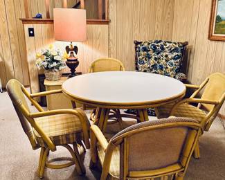 Speaking of game table...this table is in great condition. Please come check it out!