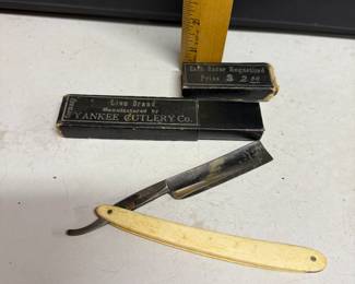 Cosmo Mfg Straight Razor $8.00
