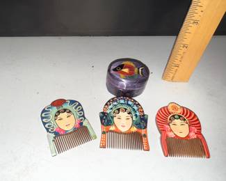 Trinket Box and 3 Combs $10.00