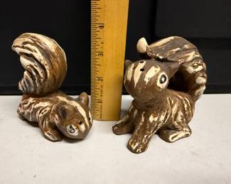 Squirrel Salt and Pepper Shakers (missing corks) $4.00