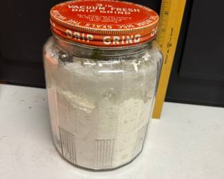 3lb Vacuum Fresh Drip Grind Jar (has flour in it) $15.00