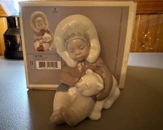 Lladro Eskimo Boy $15.00