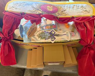 Angelina Ballerina Stage, missing two supports $15.00