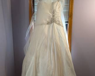 wedding dress