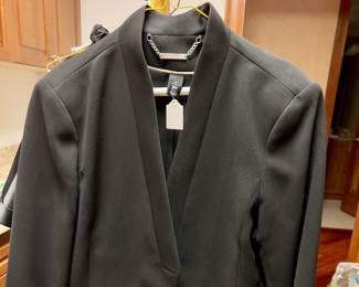 White House Black Market 