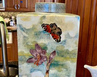 SOOOO pretty I took a picture of all 4 sides - 1