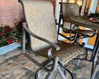 patio table w/4 swivel chairs, umbrella and stand