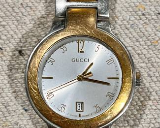 Vintage Gucci men's watch 8900M