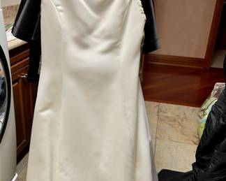 Beautiful white-wedding dress 