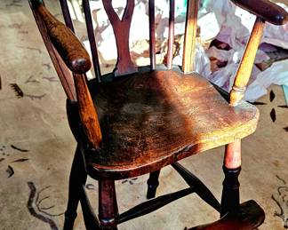 Adorable early 19th c. Child's seat