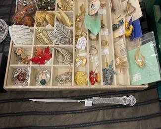 Some of the fashion jewelry